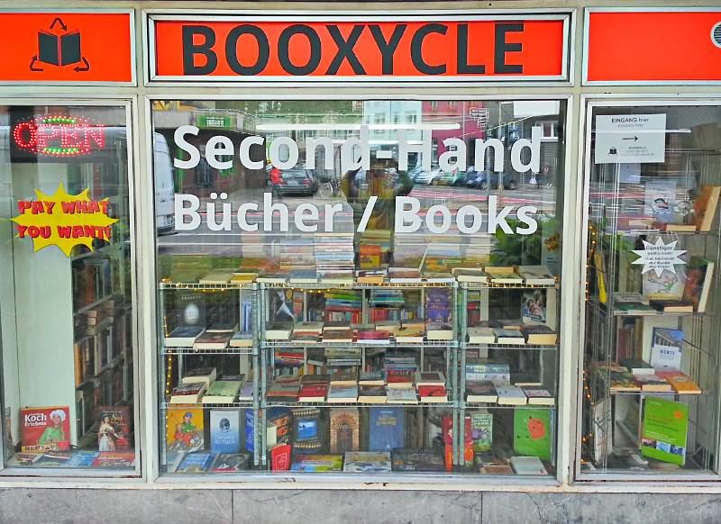 Smaller Brands Excel Through Better Physical Branding 4 laden 2095406421